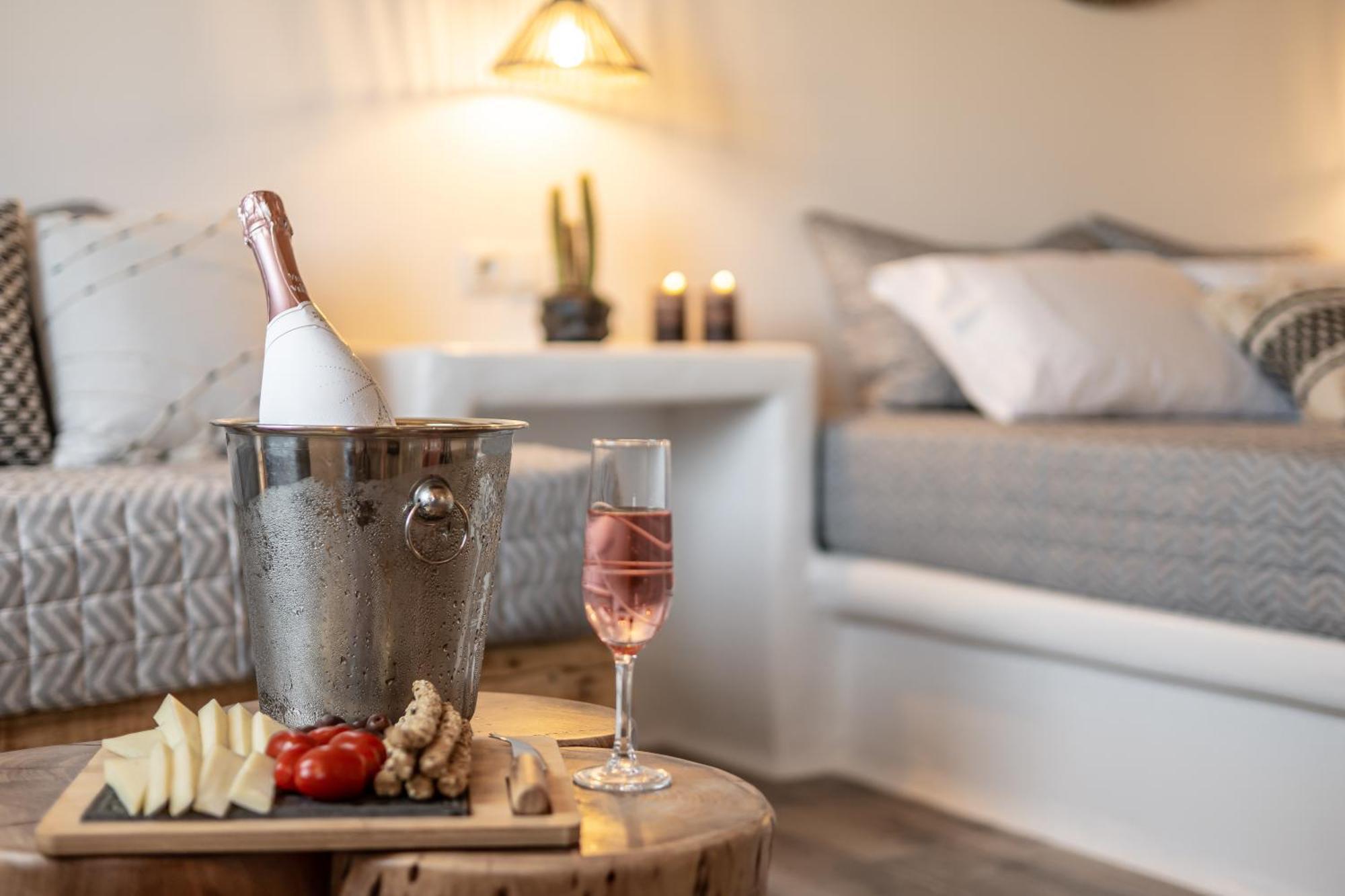 Naxos Finest Hotel & Villas Naxos City Δωμάτιο φωτογραφία